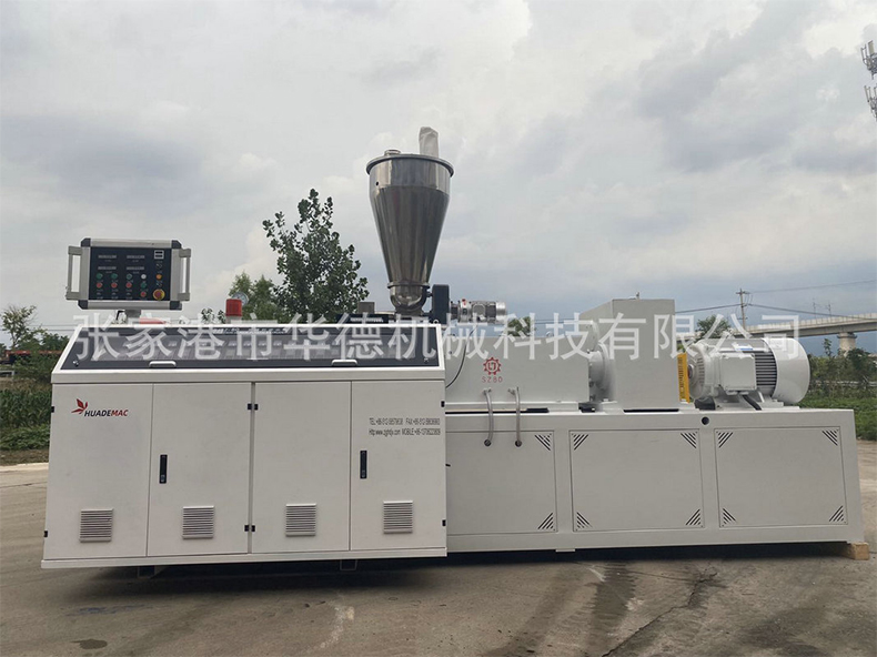 PVC200-400-630-800排水給水管生產線大口徑擠出機塑料管材設備 PVC200-400-630-800排水給水管生產線大口徑擠出機塑料管材設備